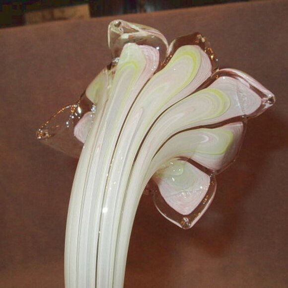 Vtg Hand Blow Art Glass Long Stem Flower 8 Petals Pink Cream Tan Swirl 22" EUC - Picture 4 of 7